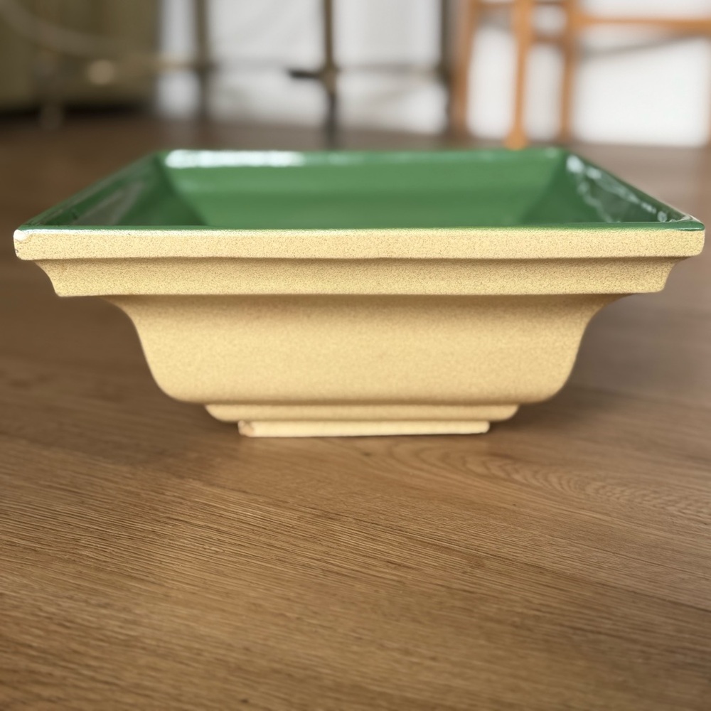 Brayton Laguna California Beige & Green Ceramic Tiered Square Bowl 9.5 in x 4 in